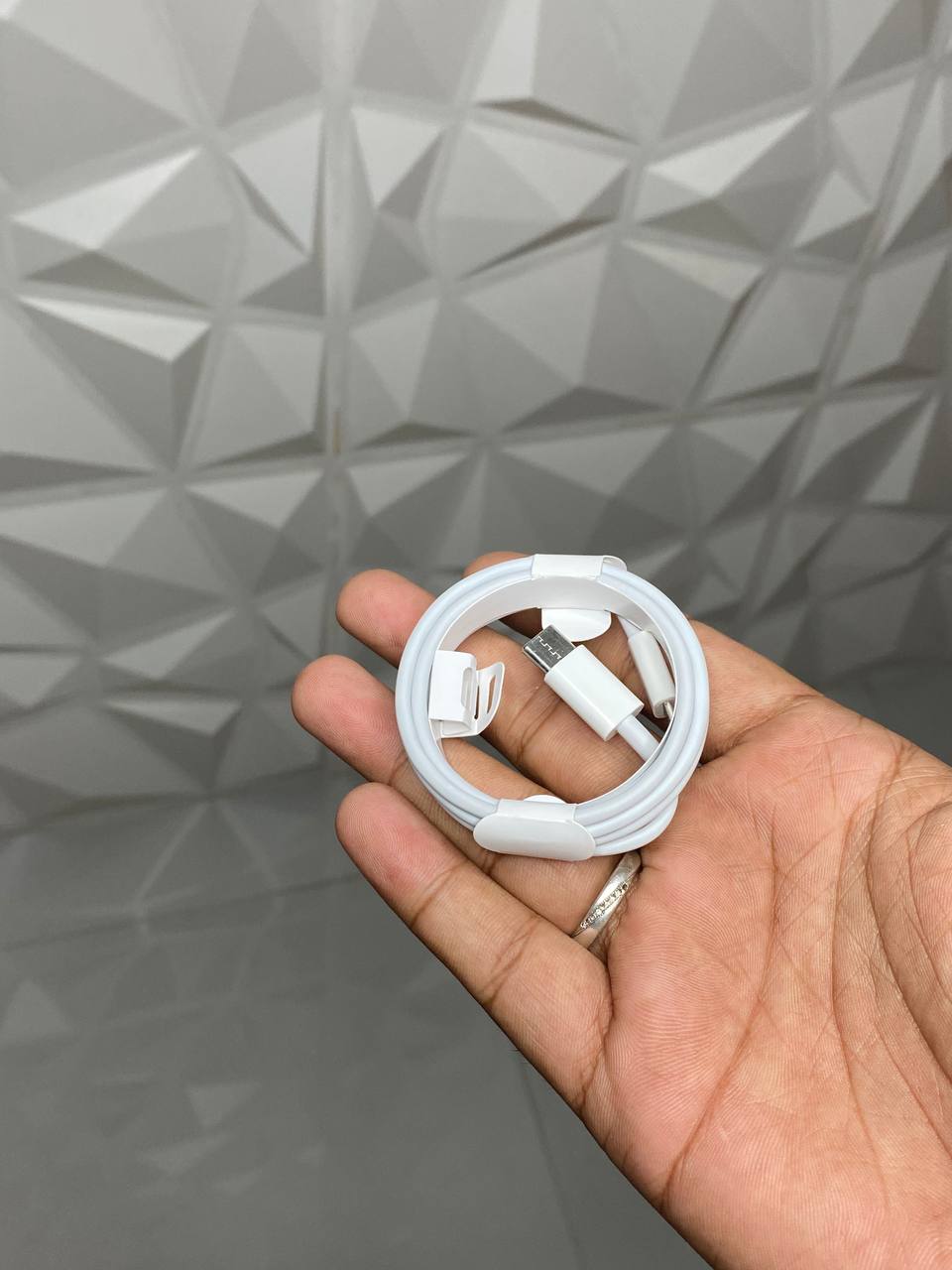 Apple 20 watt adaptor with cable and protector